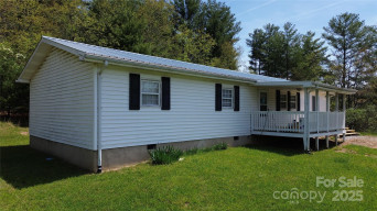 355 Round Knob Church Rd West Jefferson, NC 28694