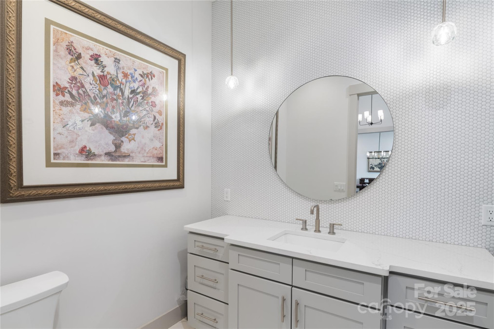 717 Daniel Circle Dr Mills River, NC 28759