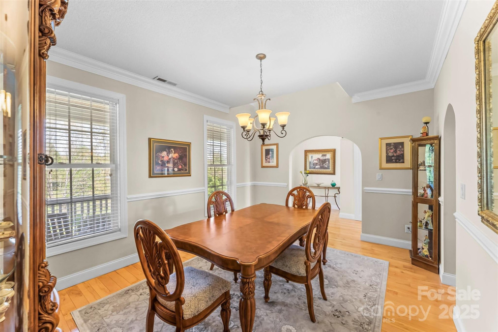 26 Willie Ln Weaverville, NC 28787