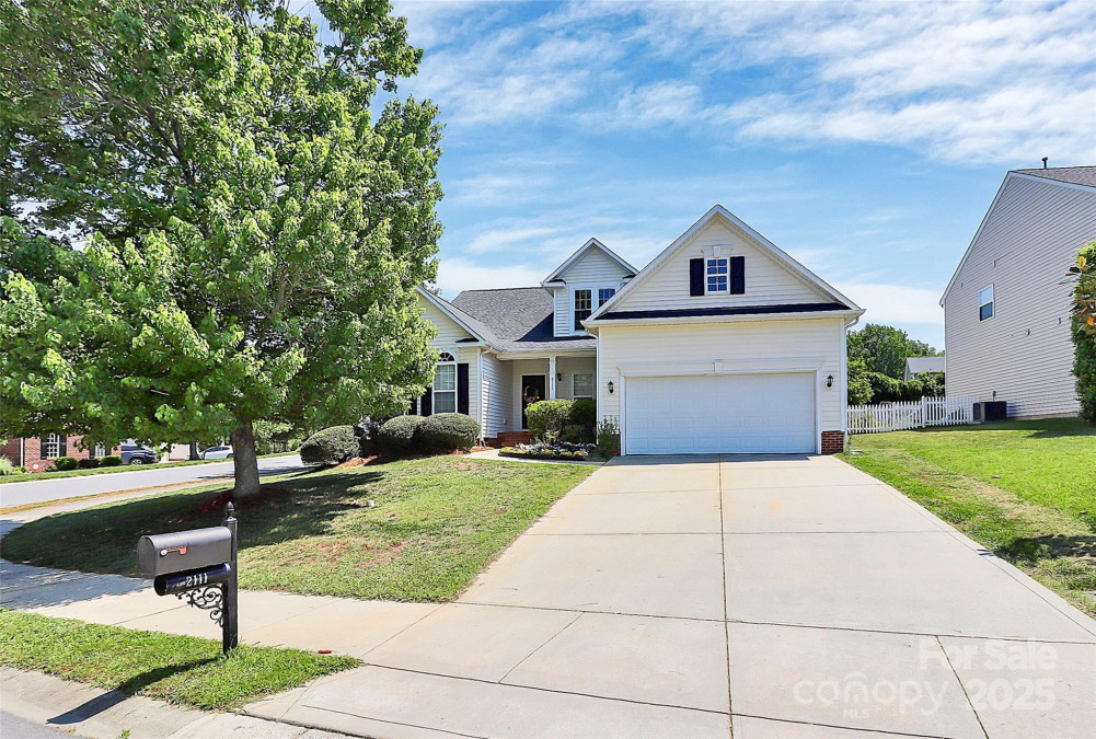 2111 Savoy Pl Fort Mill, SC 29707