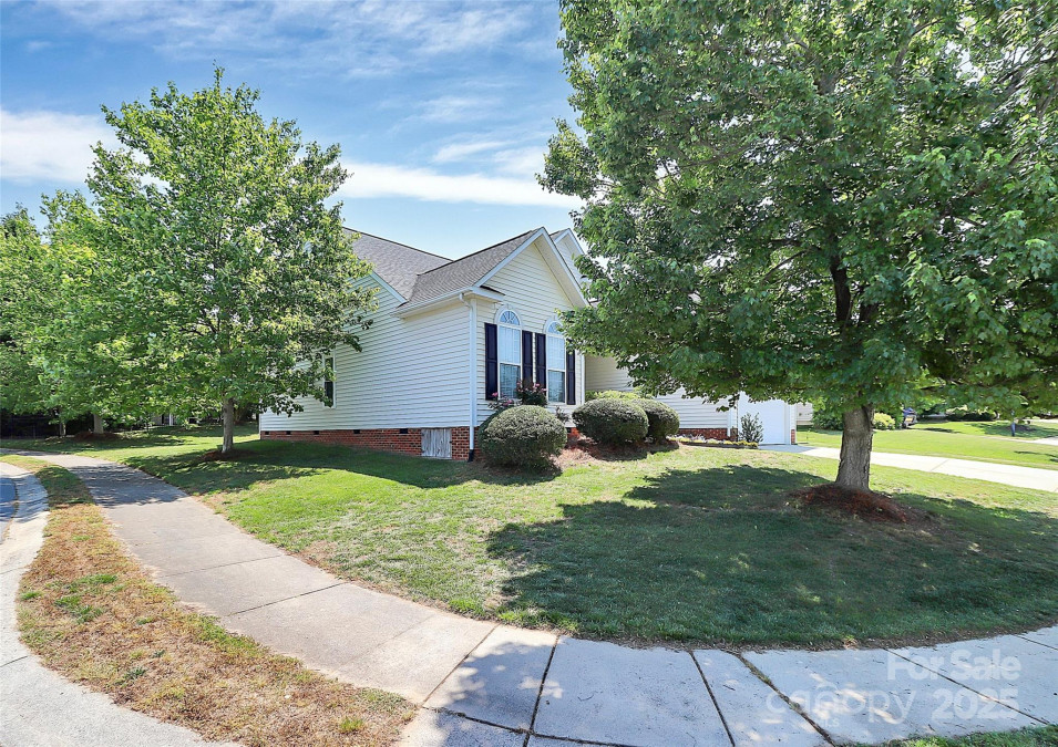2111 Savoy Pl Fort Mill, SC 29707