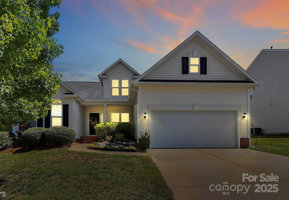 2111 Savoy Pl Fort Mill, SC 29707