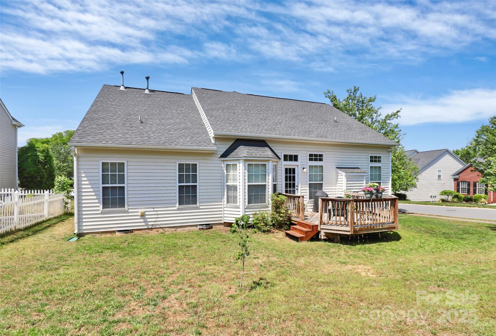 2111 Savoy Pl Fort Mill, SC 29707