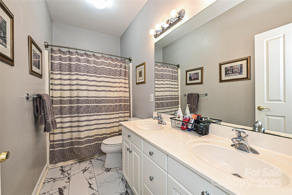11232 Tradition View Dr Charlotte, NC 28269