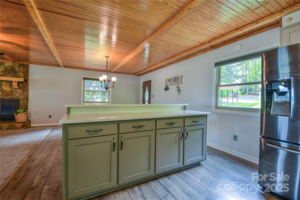 7942 Vista View Dr Sherrills Ford, NC 28673
