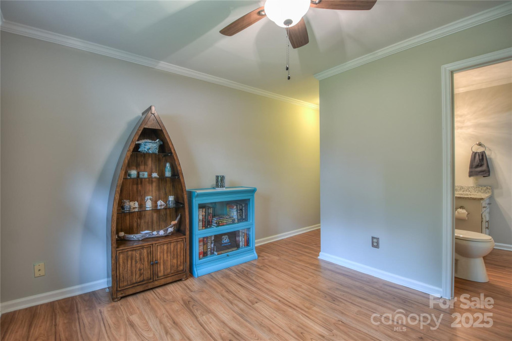 7942 Vista View Dr Sherrills Ford, NC 28673