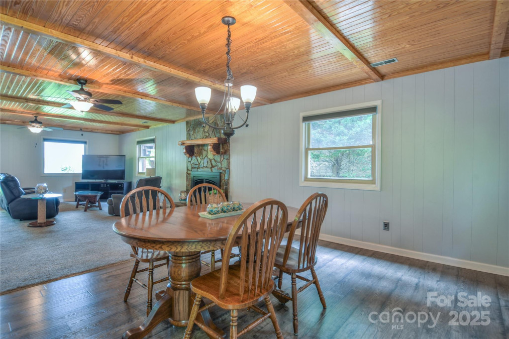 7942 Vista View Dr Sherrills Ford, NC 28673