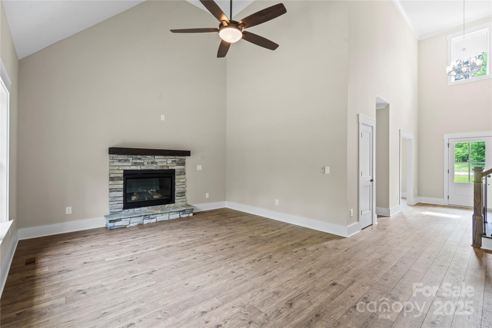 156 Clear Springs Rd Mooresville, NC 28115