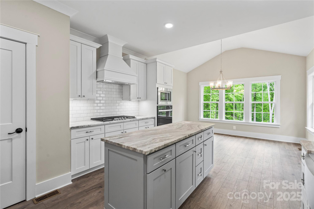 156 Clear Springs Rd Mooresville, NC 28115