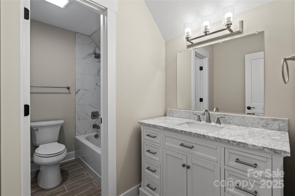 156 Clear Springs Rd Mooresville, NC 28115