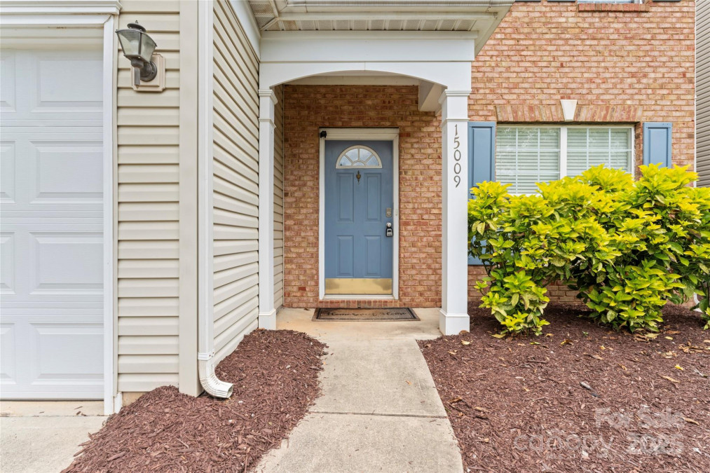 15009 Medlock Ln Charlotte, NC 28277