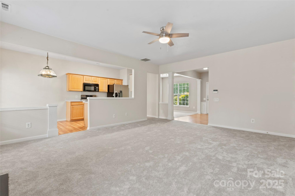 15009 Medlock Ln Charlotte, NC 28277