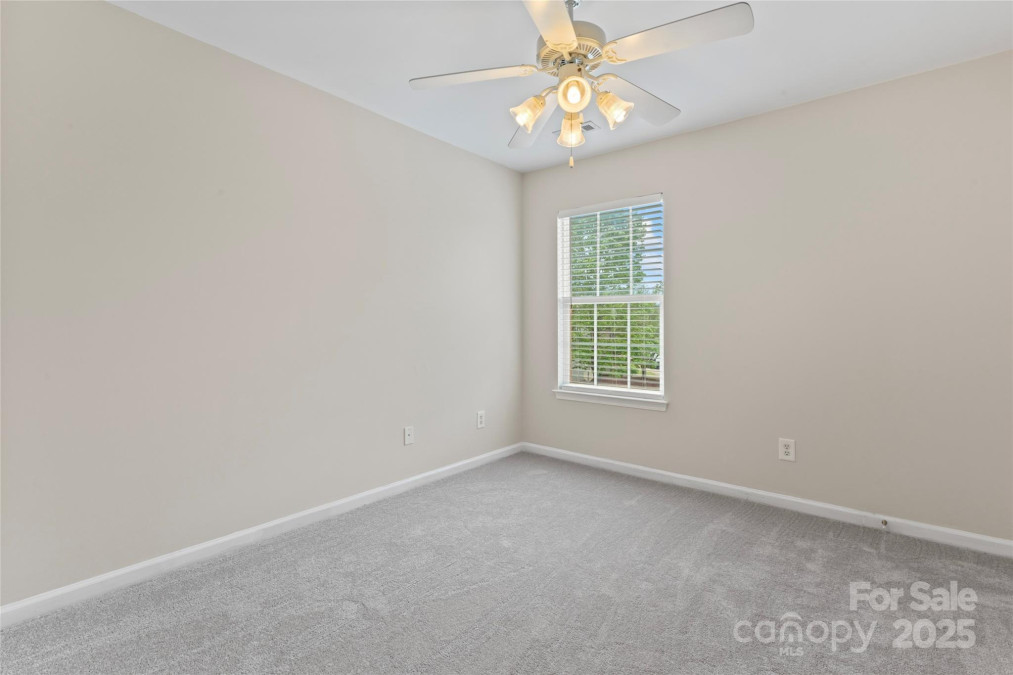 15009 Medlock Ln Charlotte, NC 28277