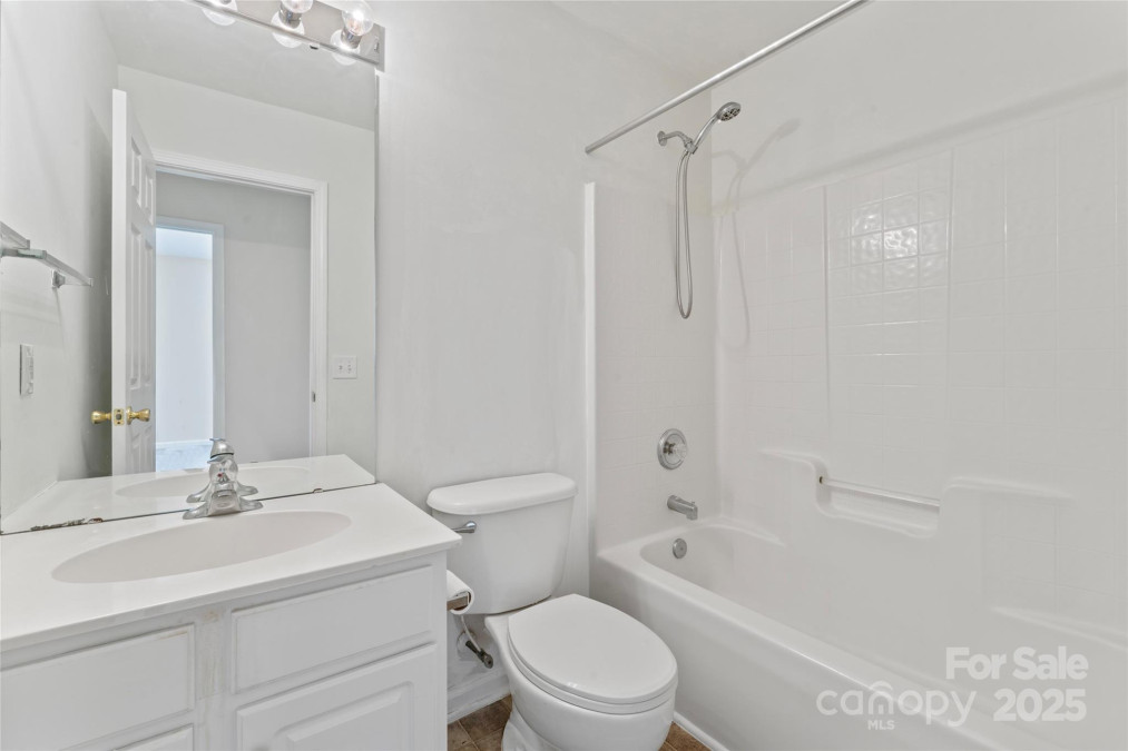 15009 Medlock Ln Charlotte, NC 28277