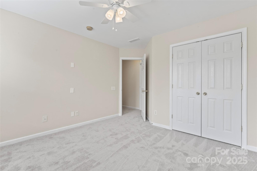 15009 Medlock Ln Charlotte, NC 28277