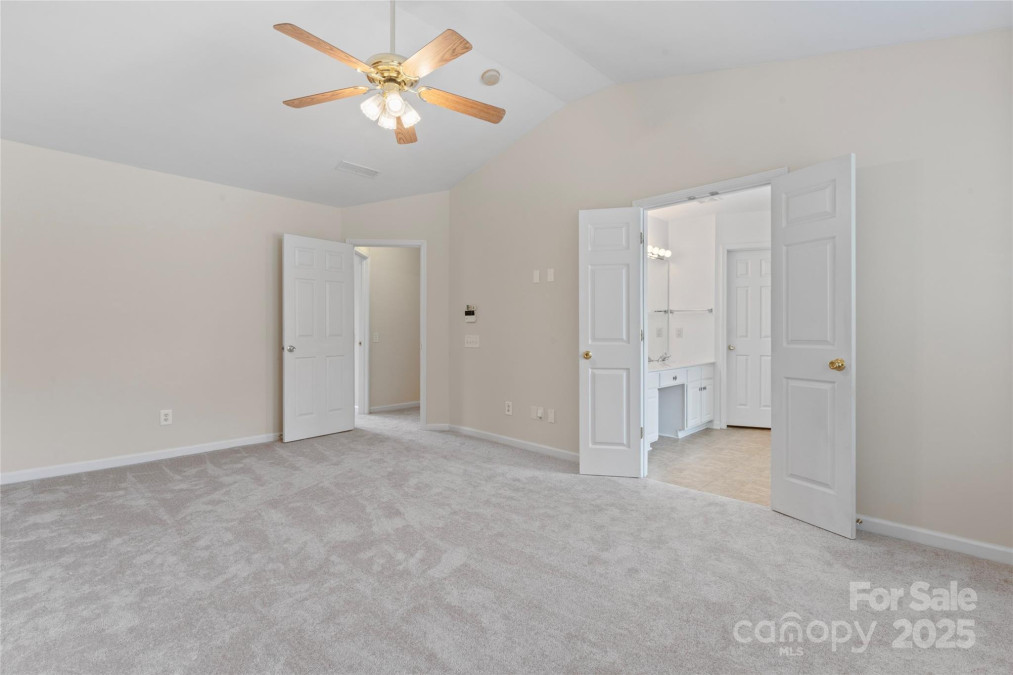 15009 Medlock Ln Charlotte, NC 28277