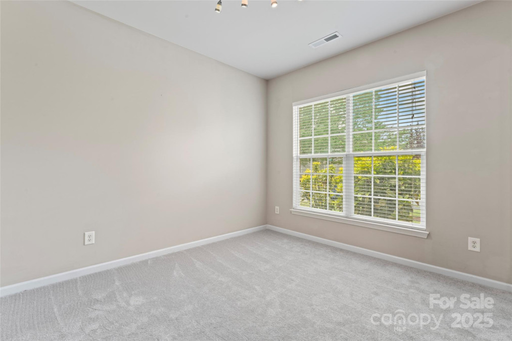 15009 Medlock Ln Charlotte, NC 28277