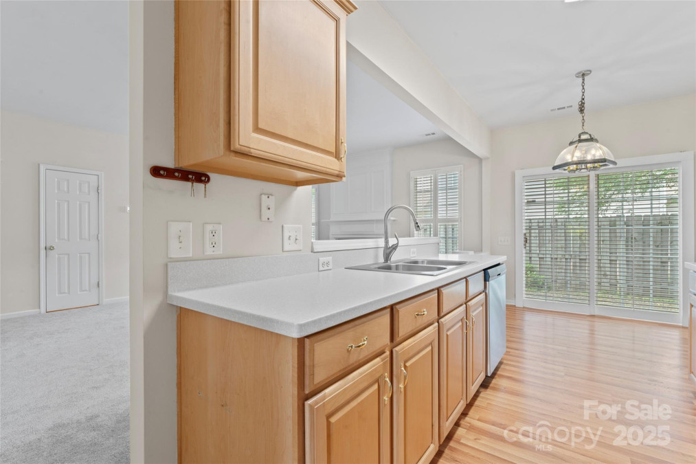 15009 Medlock Ln Charlotte, NC 28277