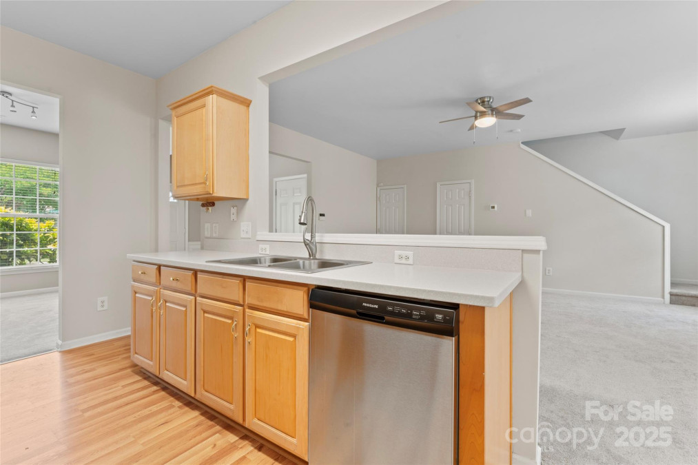 15009 Medlock Ln Charlotte, NC 28277