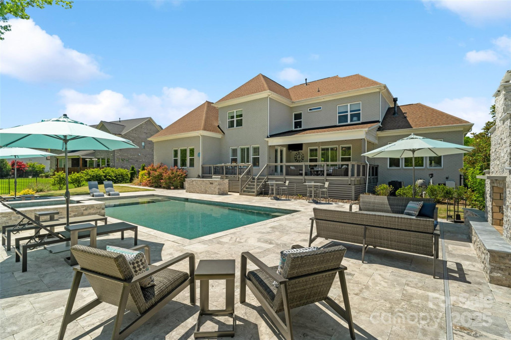 1149 Grand Oak Dr Waxhaw, NC 28173