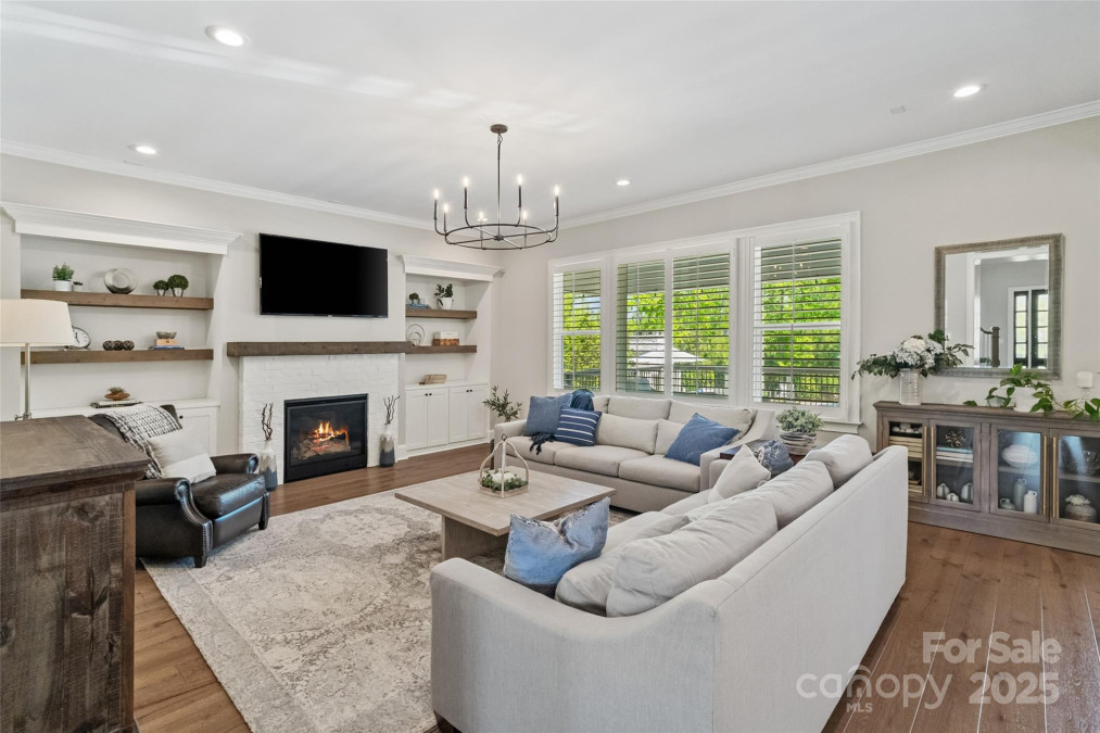 1149 Grand Oak Dr Waxhaw, NC 28173
