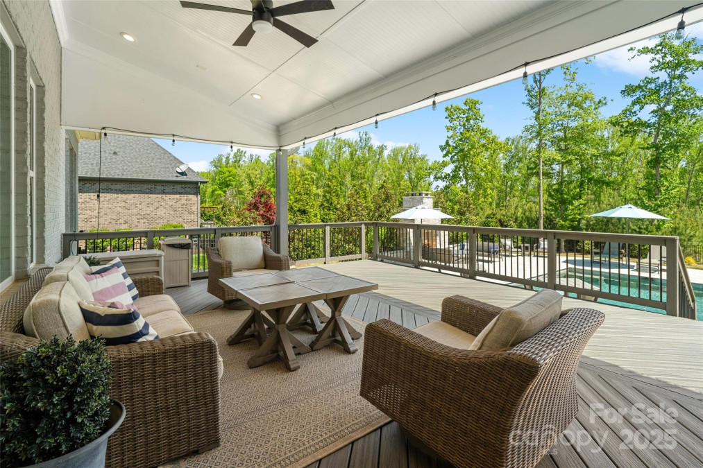 1149 Grand Oak Dr Waxhaw, NC 28173