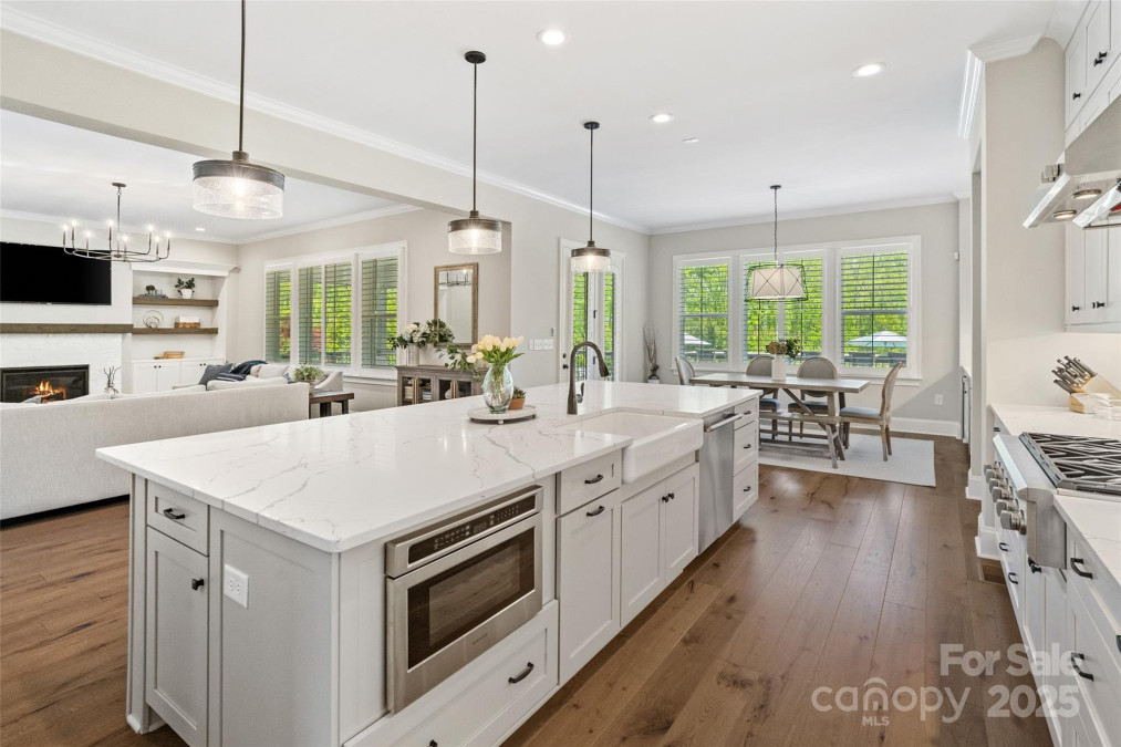 1149 Grand Oak Dr Waxhaw, NC 28173