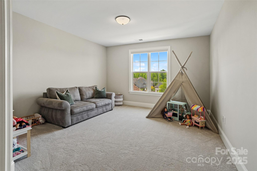 1149 Grand Oak Dr Waxhaw, NC 28173