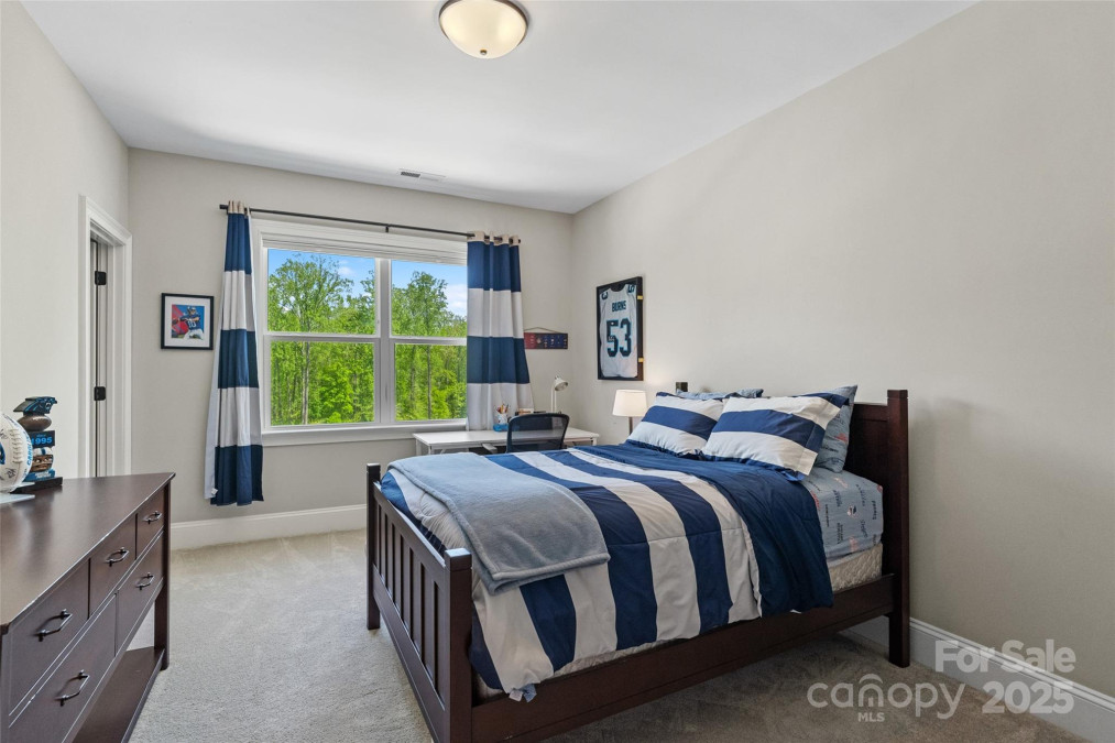 1149 Grand Oak Dr Waxhaw, NC 28173