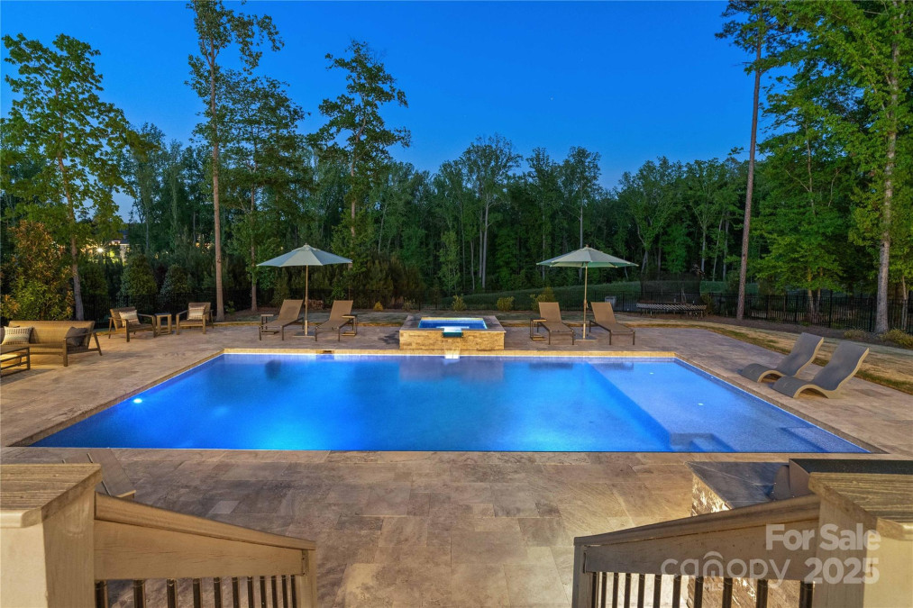 1149 Grand Oak Dr Waxhaw, NC 28173