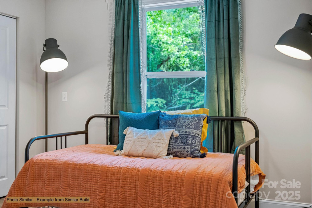 125 Redden Rd Hendersonville, NC 28739