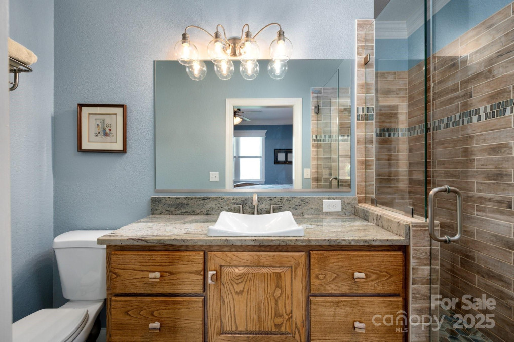 85 Laurel Cove Rd Candler, NC 28715