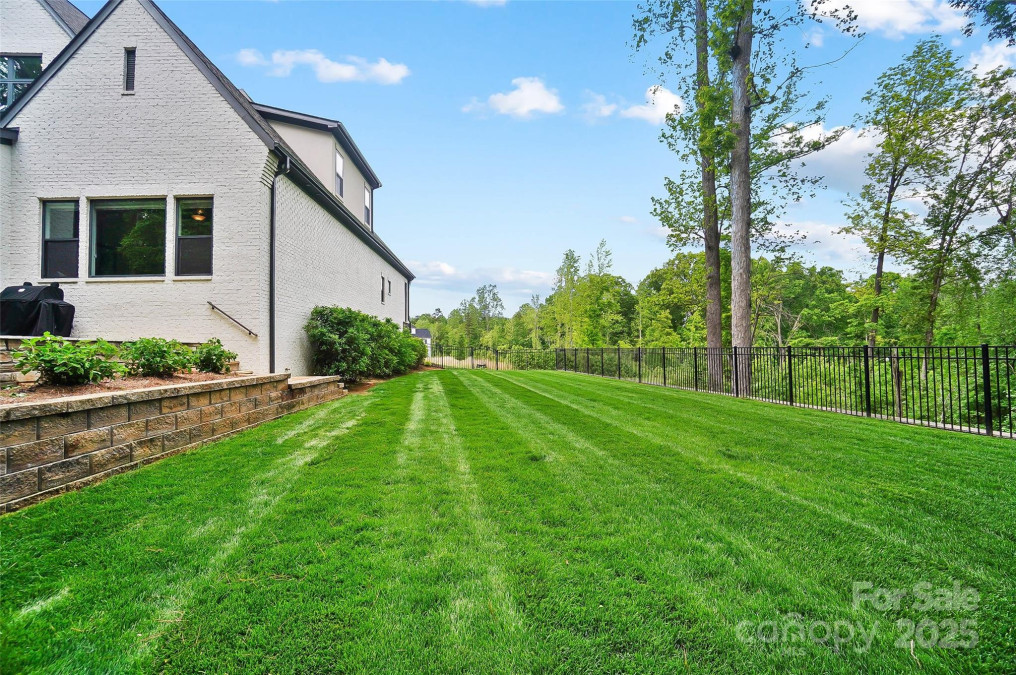 13106 Bien Ct Huntersville, NC 28078
