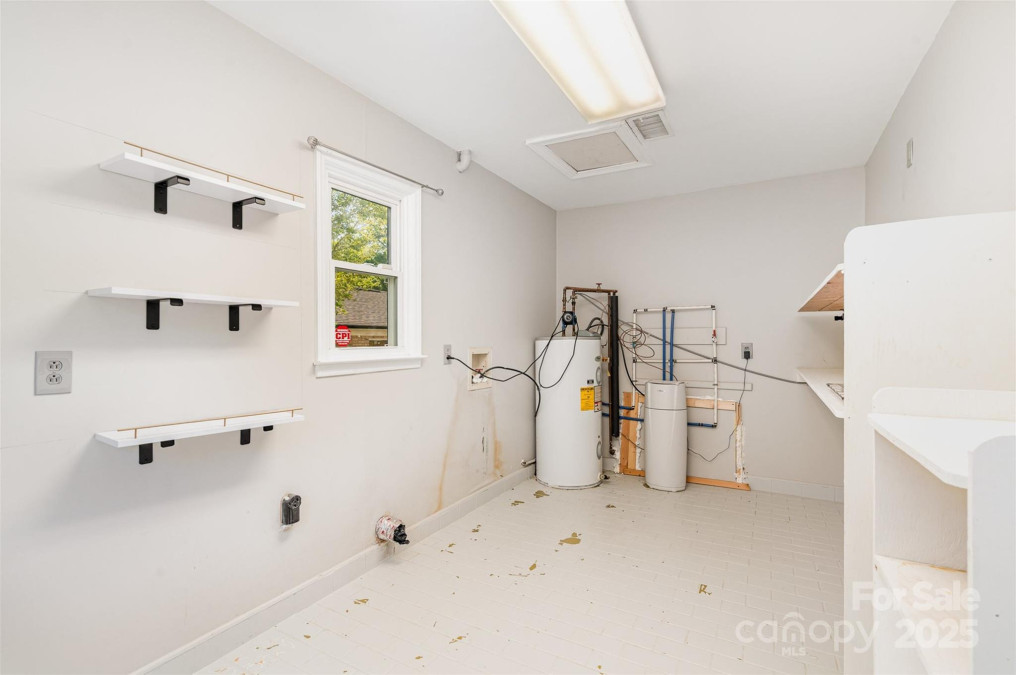 14834 Pawnee Trl Matthews, NC 28104