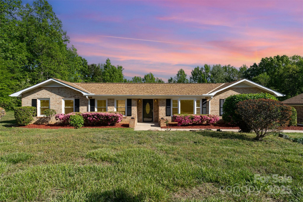 14834 Pawnee Trl Matthews, NC 28104