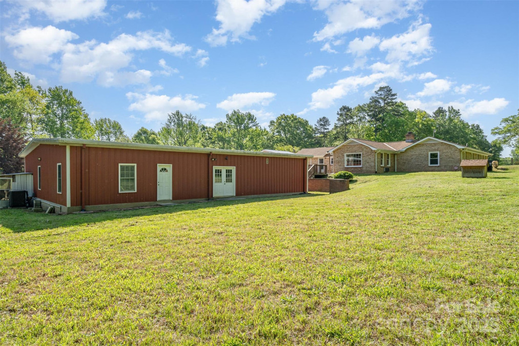 14834 Pawnee Trl Matthews, NC 28104