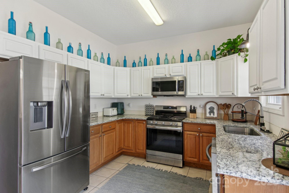 22 Rotunda Cir Asheville, NC 28806