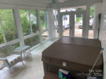 34 Hillpark Dr Hendersonville, NC 28739