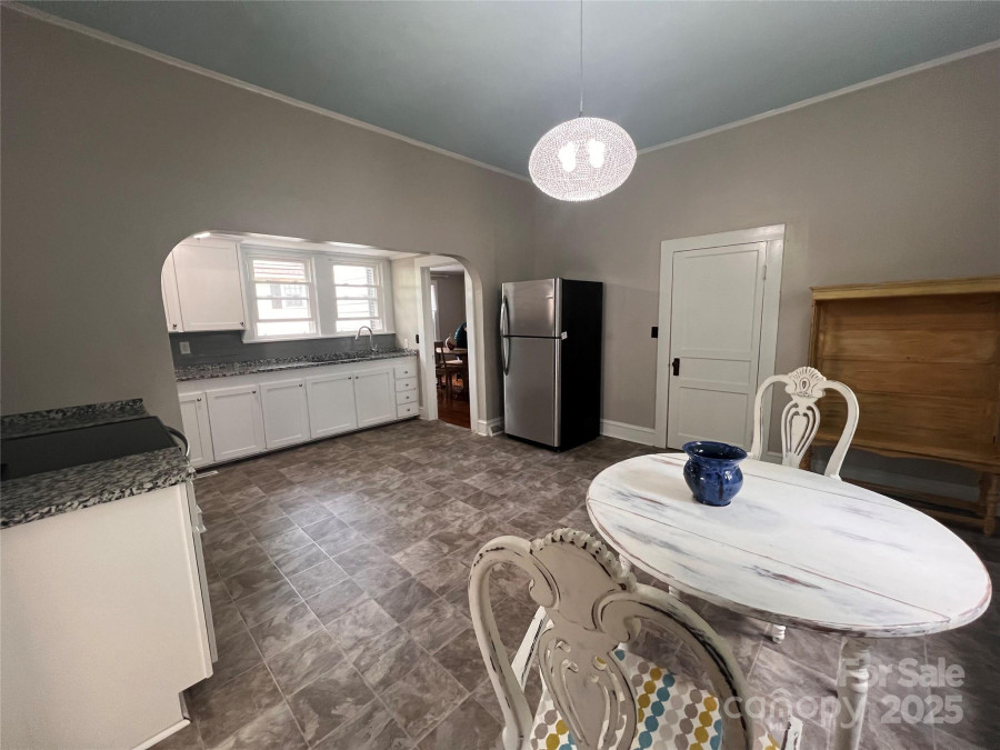 623 Main St Kannapolis, NC 28081