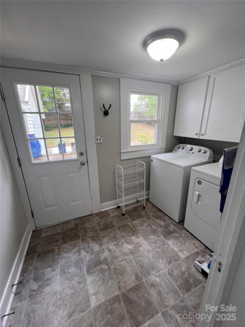 623 Main St Kannapolis, NC 28081