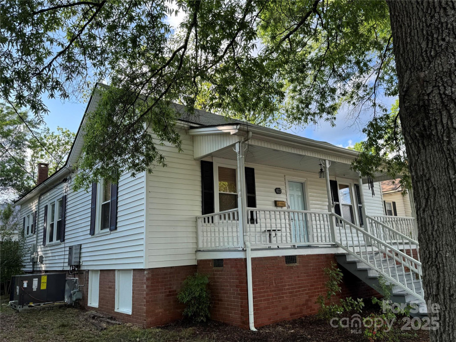 623 Main St Kannapolis, NC 28081