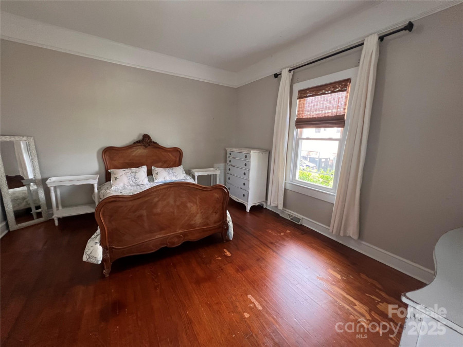 623 Main St Kannapolis, NC 28081