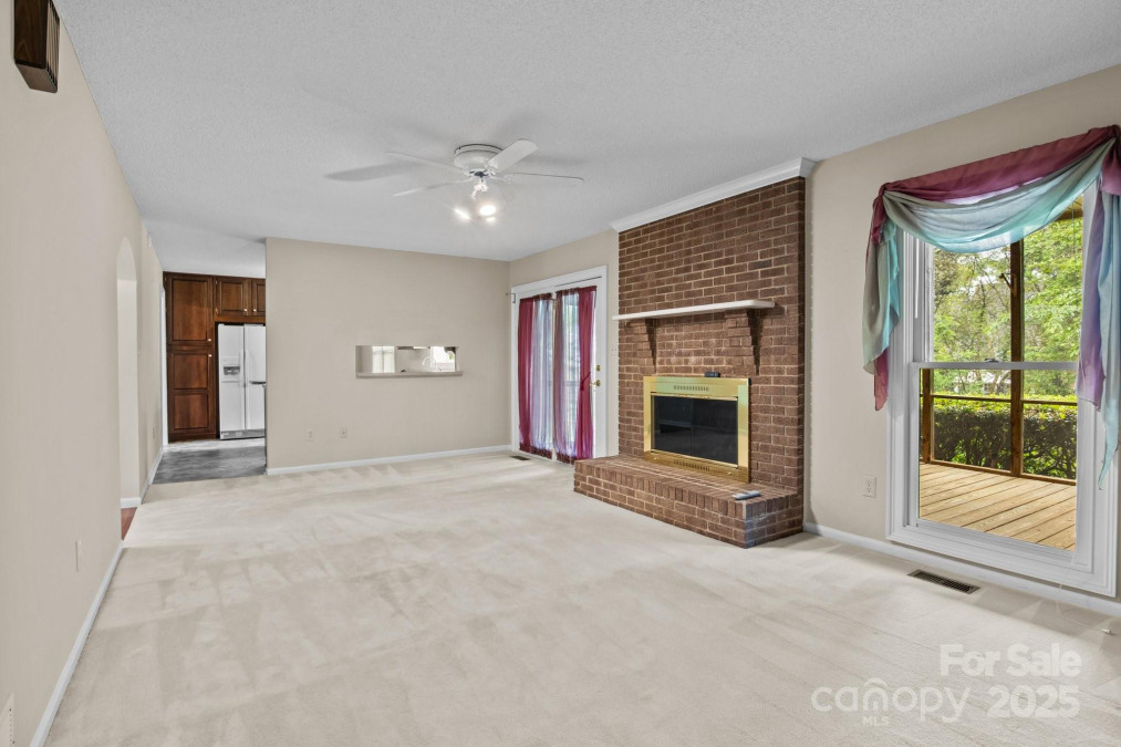 8368 Fairfield Forest Rd Denver, NC 28037