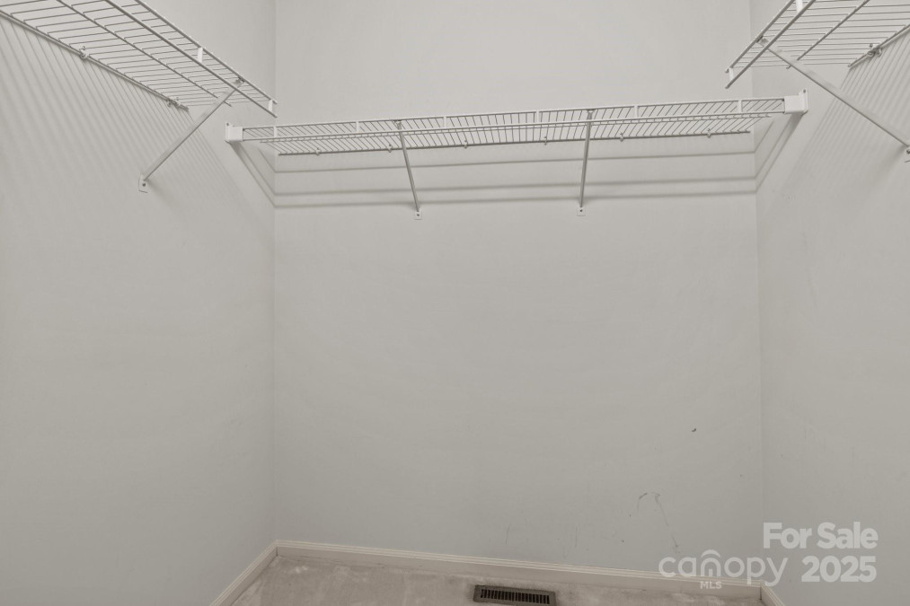 8368 Fairfield Forest Rd Denver, NC 28037