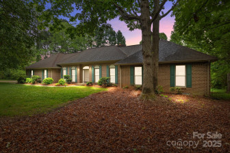 8368 Fairfield Forest Rd Denver, NC 28037