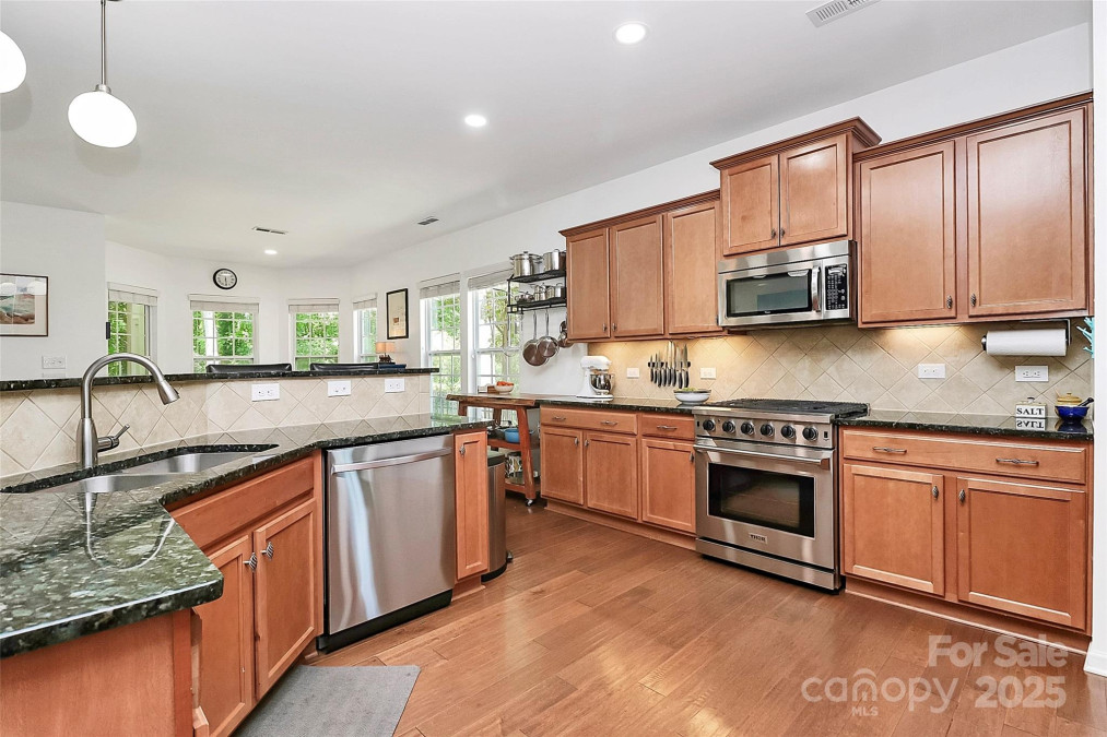 9930 Karras Commons Way Matthews, NC 28105