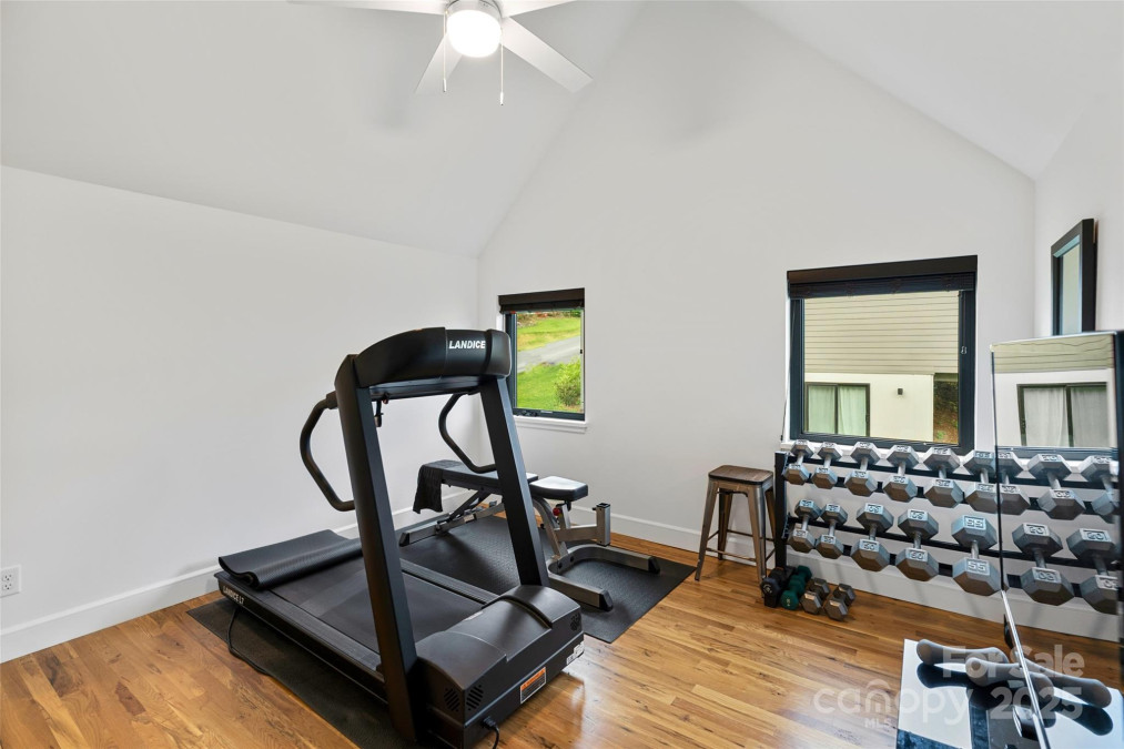 110 Timberview Dr Swannanoa, NC 28778