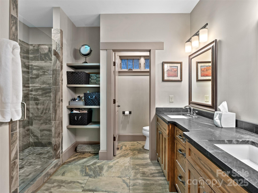 29 Ravenna St Asheville, NC 28803