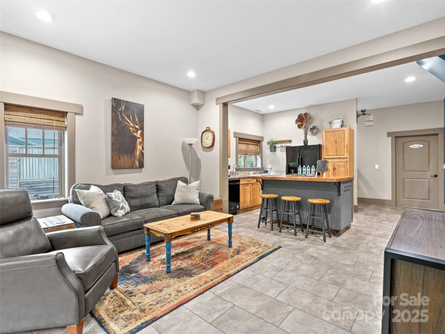 29 Ravenna St Asheville, NC 28803