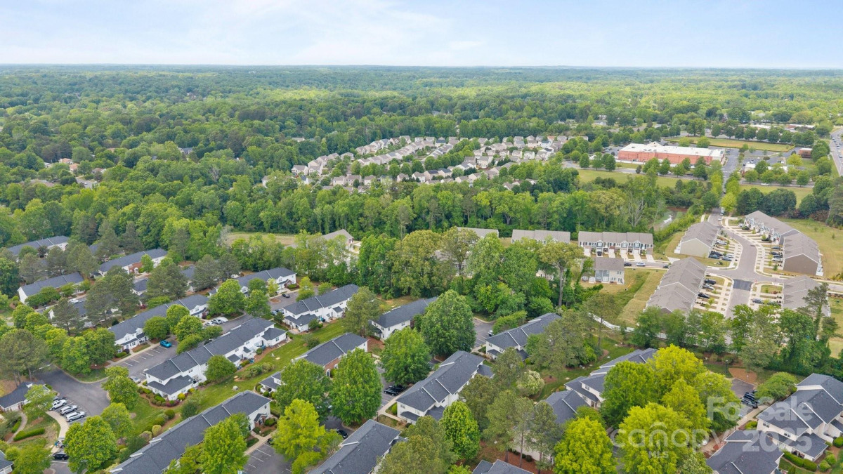 3736 Melrose Cottage Dr Matthews, NC 28105